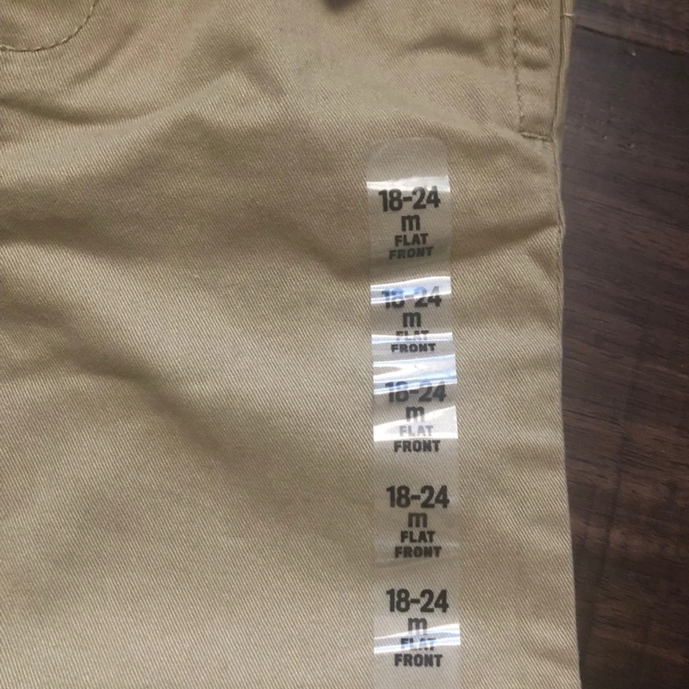 The Children’s Place boys Khakis - NWT
